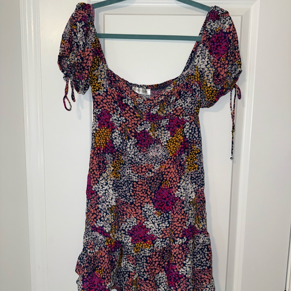 FLORAL MINI BABYDOLL DRESS FROM VESTIQUE